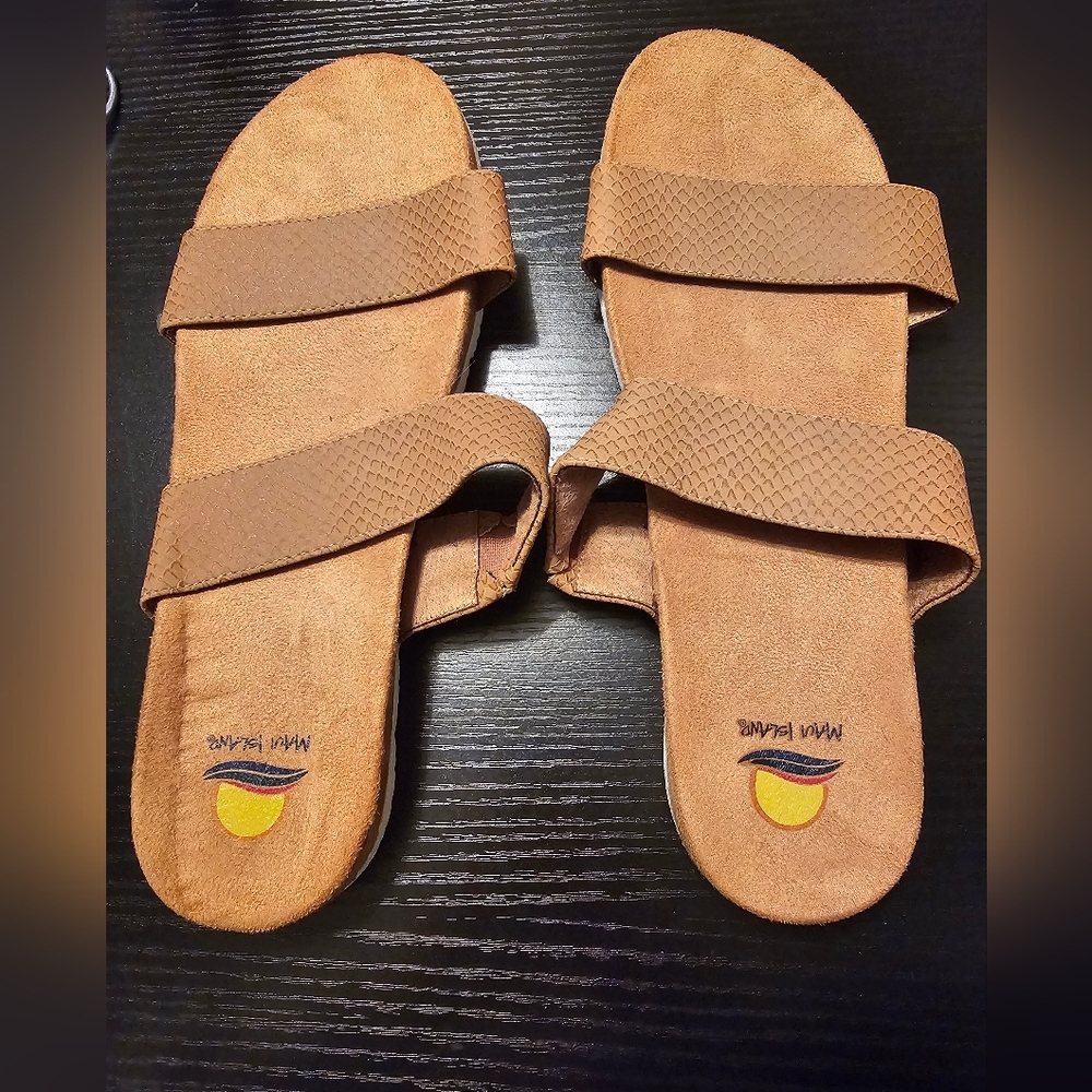 Maui Island‎ Sandal Slip On Slide Summer Shoes Women's Tan Size 10M